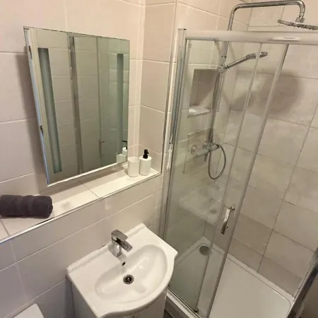 2-br - Walk To Silicon Docks & Apartment *