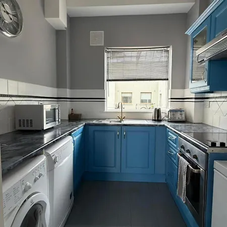 2-br - Walk To Silicon Docks & * Dublin