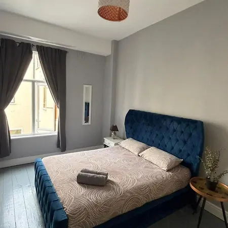 2-br - Walk To Silicon Docks & * Dublin